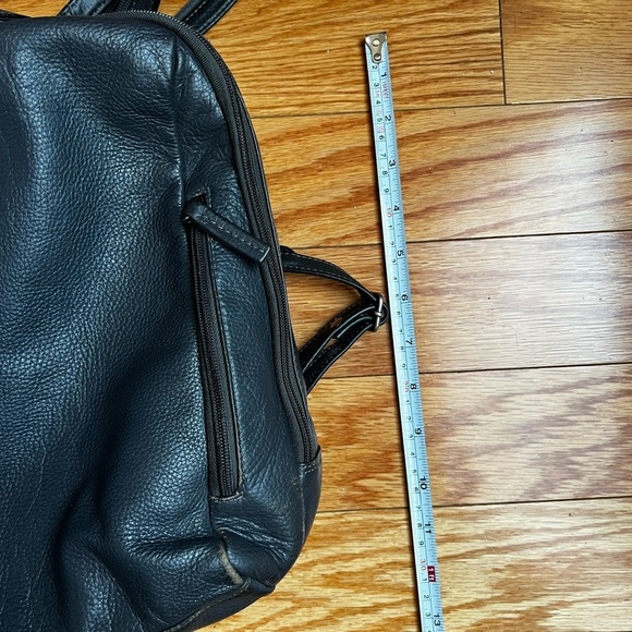 Leather Backpack/messenger in charcoal with red interior - Picture 2 of 11